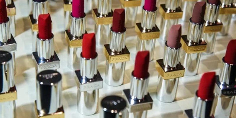 El caos de la cadena de suministro está estancando la innovación de la industria de la belleza, según un nuevo informe